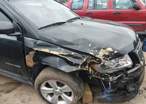 2012 Jeep Compass Sport z USA, uszkodzony, nr VIN 1C4NJDBB3CD625742